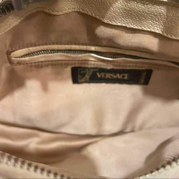 VERSACE // y2k versus half moon leather fabric logomania pochette bag - Picture 6 of 8